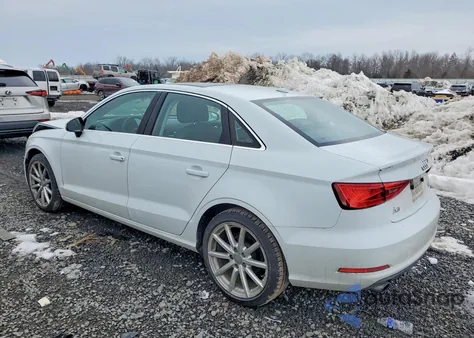 2015 Audi A3 Premium Plus z USA, uszkodzony, nr VIN WAUEFGFF5F1030331